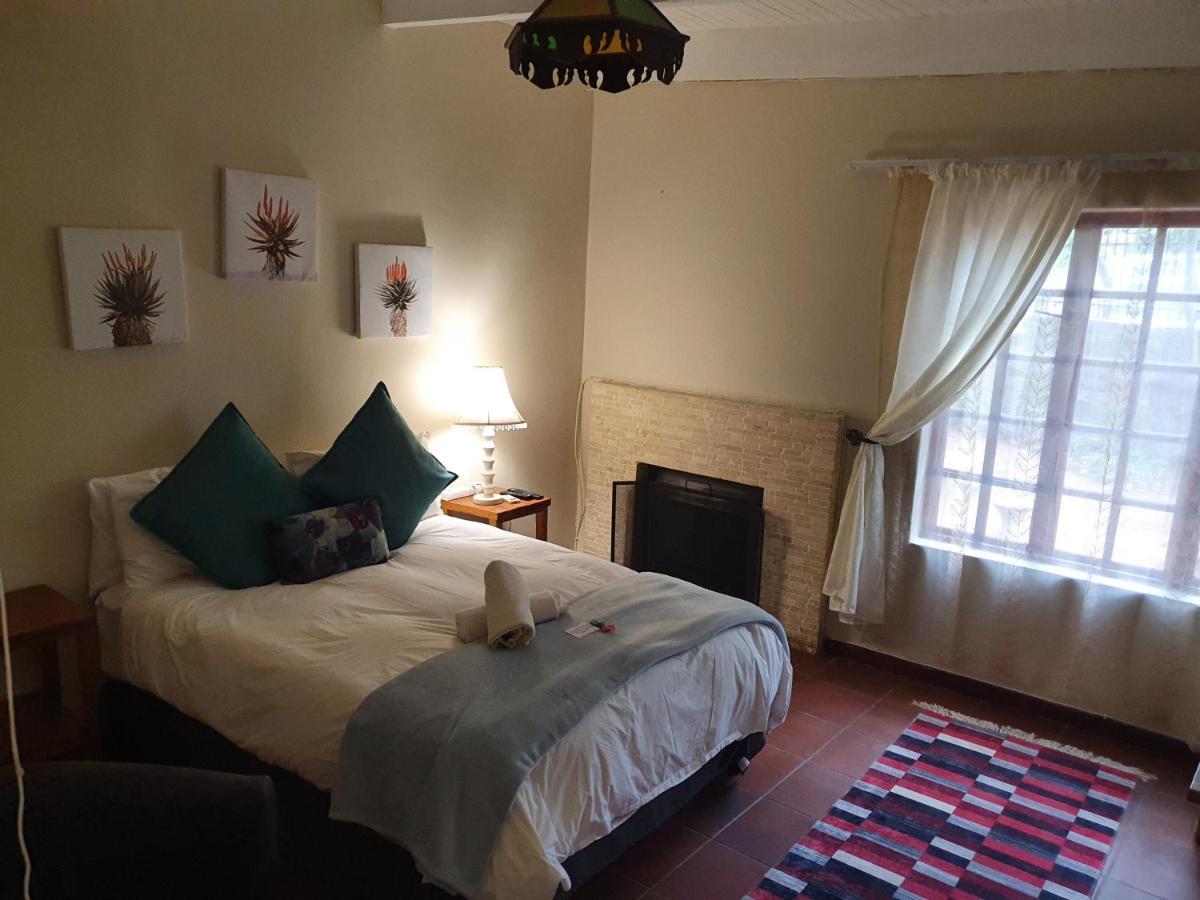 Sun Deck Lodge Hartbeespoort Exterior foto
