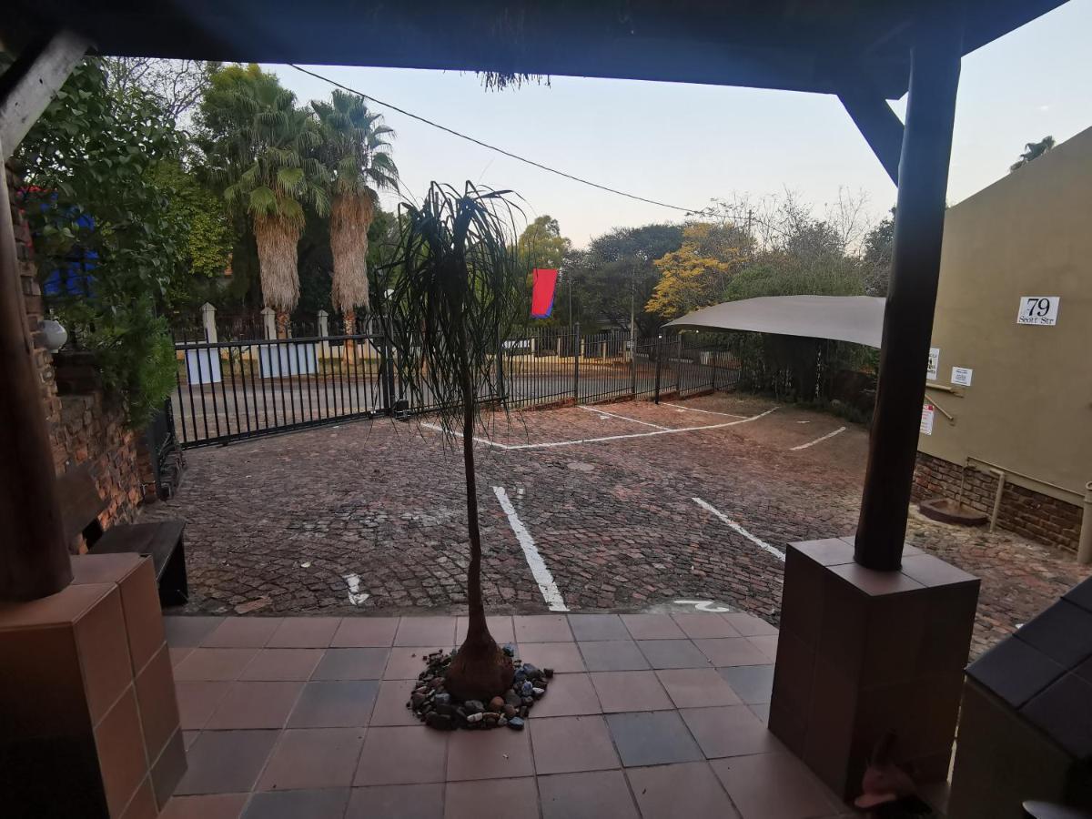 Sun Deck Lodge Hartbeespoort Exterior foto